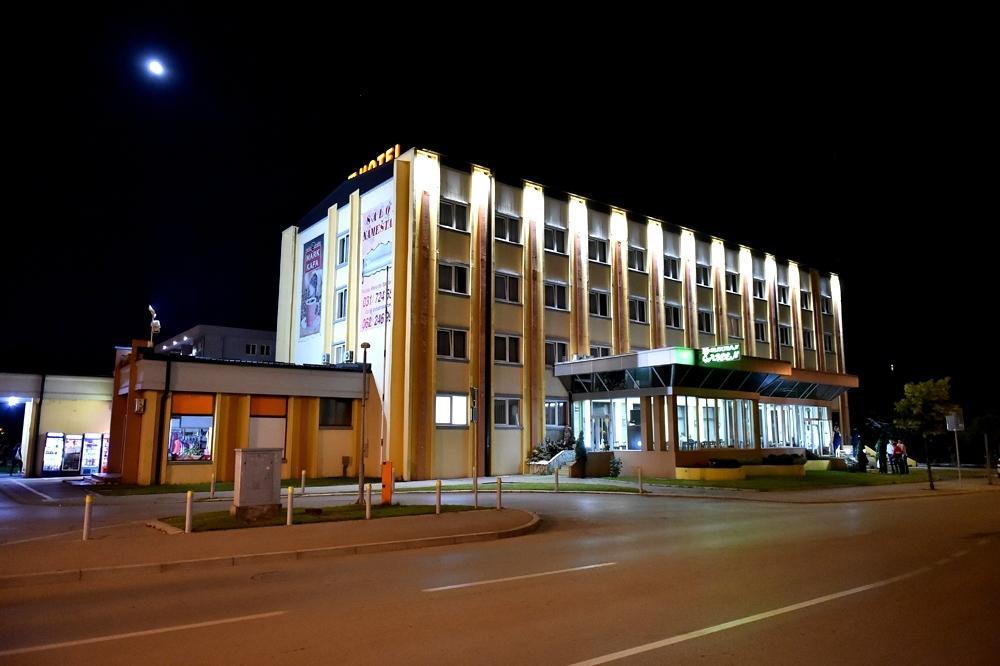 Hotel Pozega ภายนอก รูปภาพ